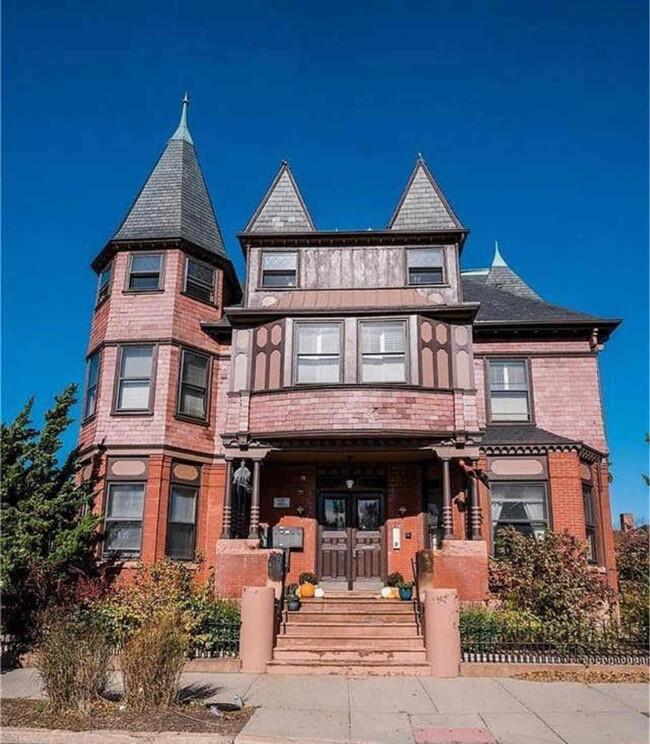 1447 Westminster St Unit 2A, Providence, RI 02909