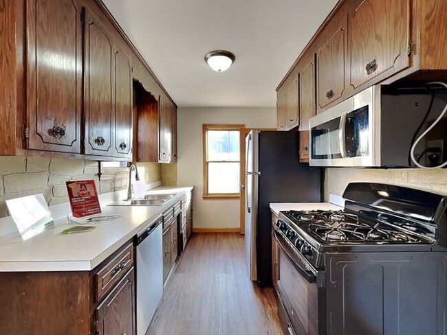 5606 Bryant Ave N, Minneapolis, MN 55430 - photo 7