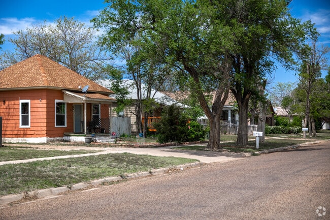 Most homes in Liberal are single-story dwellings.
