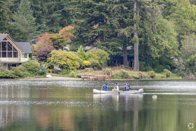 Canoe your heart out at Miracle Ranch Summer Camp in Burley WA.