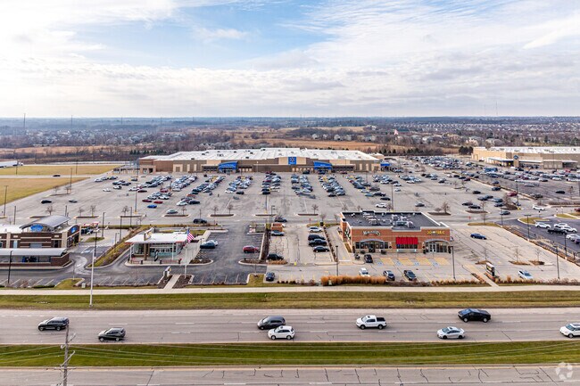 College Park McIntosh's close proximity to frequented big-box shops makes shopping easy.