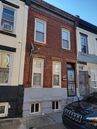 2415 N Douglas St, Philadelphia, PA 19132