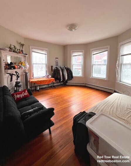 77 Walnut St, Brookline, MA 02445