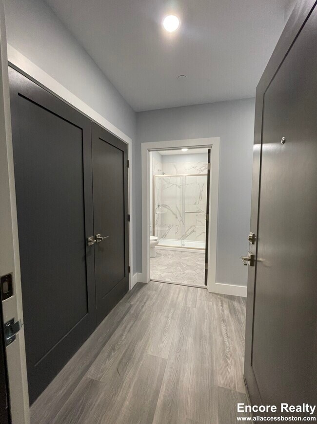 365 Western Ave unit 512, Boston, MA 02135 - photo 6