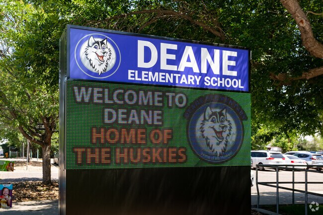 Deane Elementary School in South Alameda is the home of the huskies.