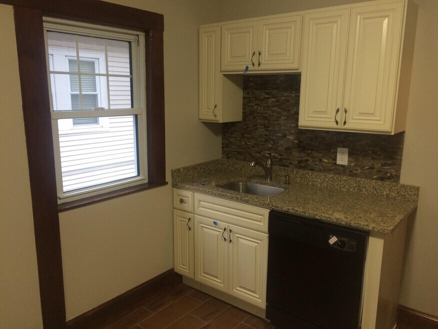 40 Parsons St unit 40, Boston, MA 02135 - photo 1