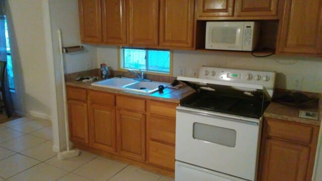 9270 NW 177th Ln, Fanning Springs, FL 32693 - photo 3