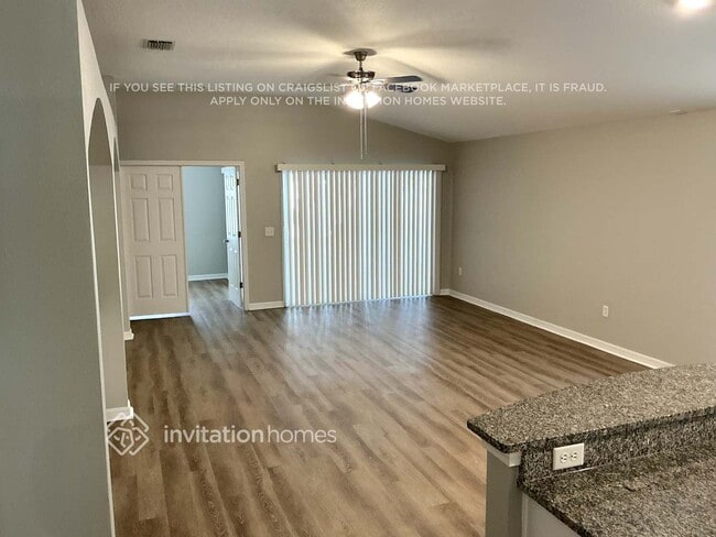 11227 Lake Lanier Dr, Riverview, FL 33569 - photo 4