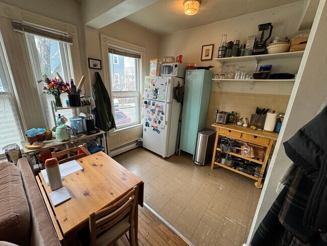 55 Cedar St unit 2, Somerville, MA 02143 - photo 4