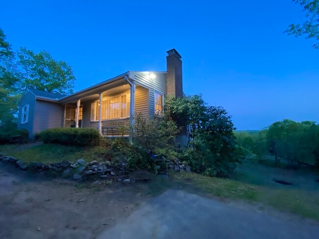 123 Looking Glass Hill Rd, Morris, CT 06763 - photo 4