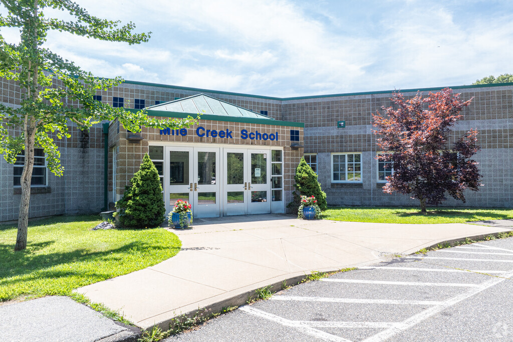 Welcome to Mile Creek School located in Old Lyme, CT.