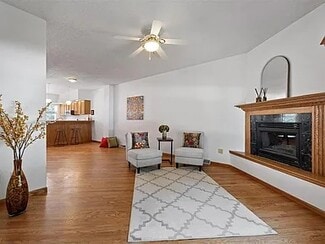 515 Potter St, Tiffin, IA 52340