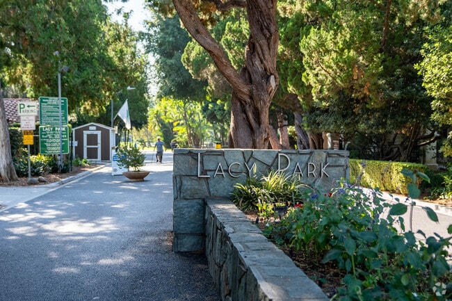 Enjoy a picnic or the gardens at Lacy Park.