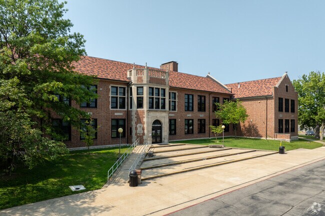 David H. Hickman High School is home to 2,044 students.