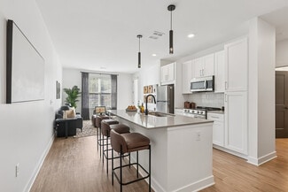 2551 Frontier Dr, Pittsburgh, PA 15205