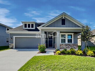 3101 Artemisia Ln, Zephyrhills, FL 33543