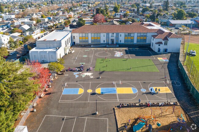 Berkeley Maynard Academy has the perfect playground for your children in Berkeley.