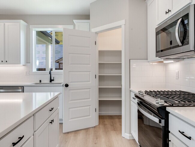 634 NW 28th St, Battle Ground, WA 98604 - photo 7