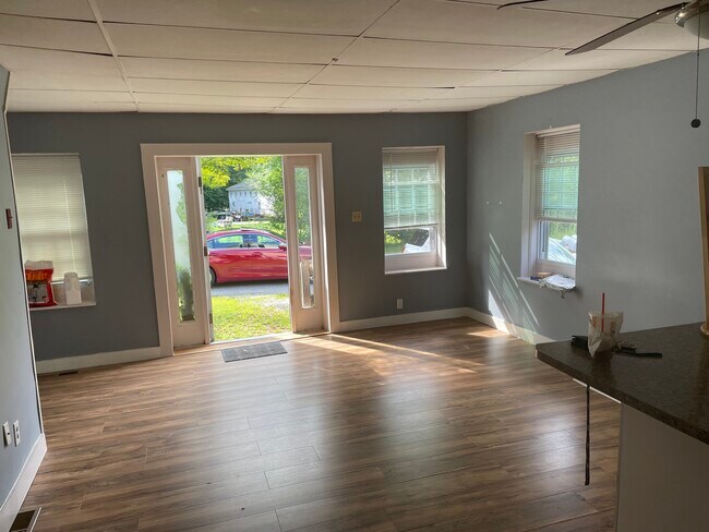 49 Greer Rd unit 49 A Greer Road, Goffstown, NH 03045 - photo 4