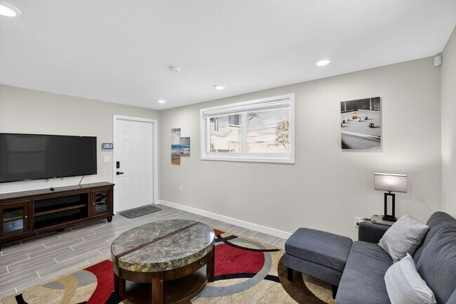 Beachside Palms @ Daytona Beach, Daytona Beach, FL 32118 - photo 3