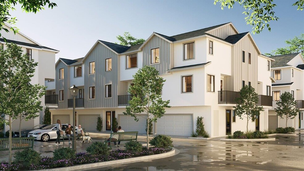 2402 S Escondido Blvd unit 38476607, Escondido, CA 92025 - photo 1