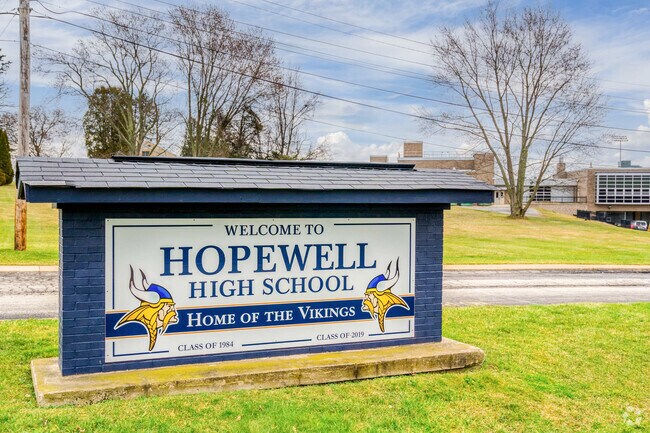 Hopewell High School, rated “B” by Niche, serves grades 9–12 near Independence Township.