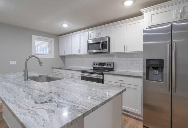 610 4th St NW unit 1, Grand Rapids, MI 49504 - photo 7