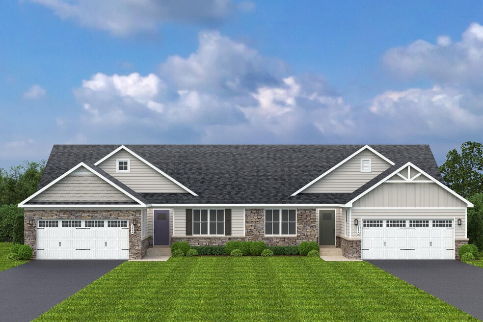 5153 Bentgrass Dr, Hempfield Township, PA 15601 - photo 1