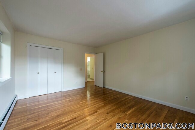88 Gardner St unit 10, Allston, MA 02134 - photo 6