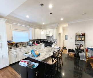 32 Sumner St Unit 1, Boston, MA 02125