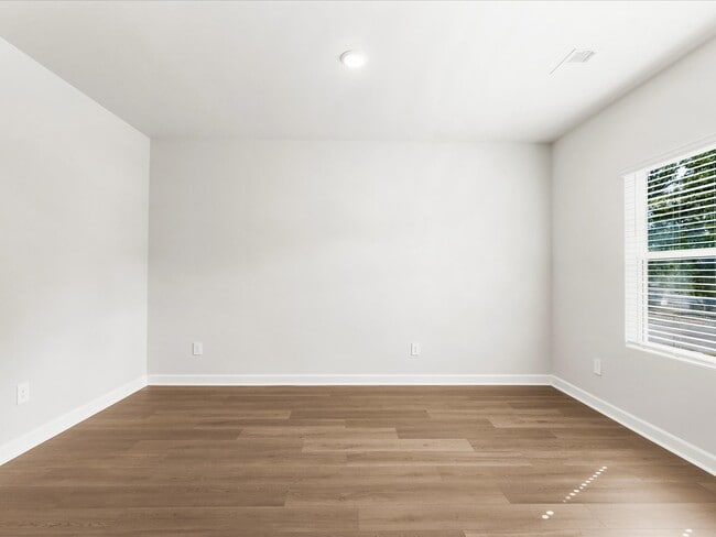 1612 Switchback Cir, Moore, SC 29369 - photo 4