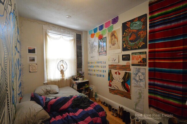 7 Warwick St, Roxbury Crossing, MA 02120 - photo 6