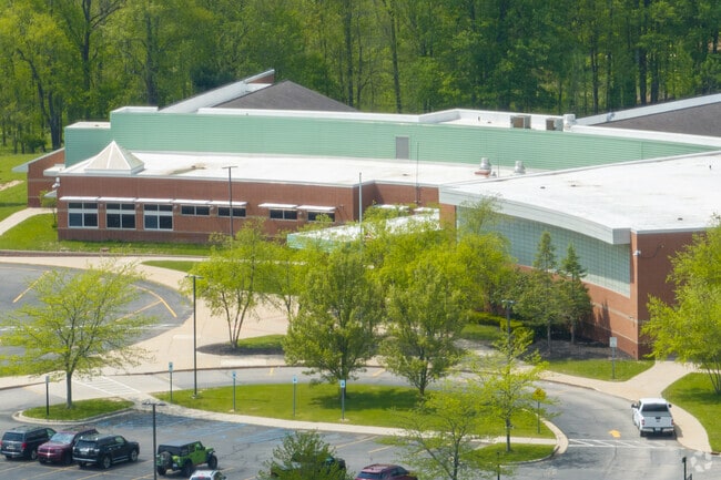 Murray Lake Elementary School in Lowell, MI.