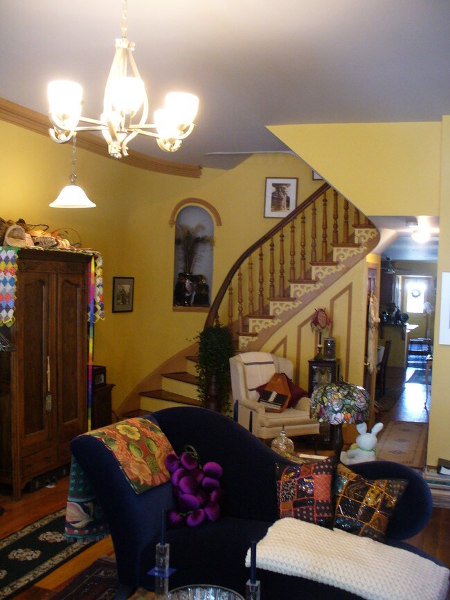 2008 E Baltimore St, Baltimore, MD 21231 - photo 3