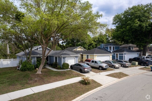 Hidden Hills is a quiet neighborhood in Jacksonville, FL.