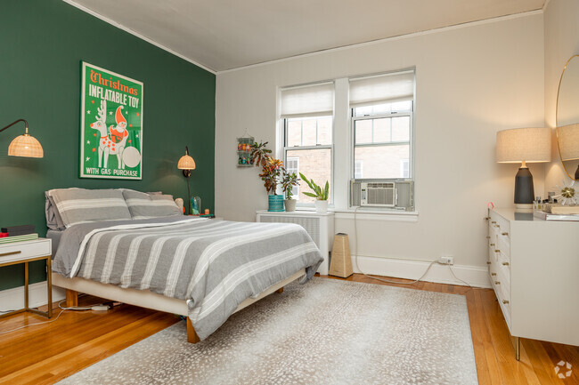2 BR, 1 BA - Bedroom
