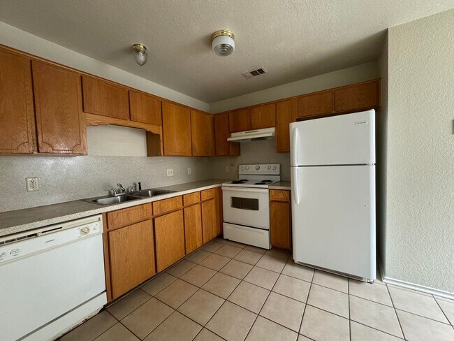 4207 Deek Dr unit A, Killeen, TX 76549 - photo 4