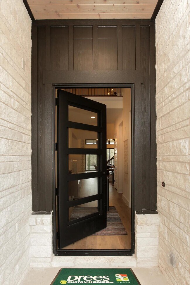 122 Crosswater Ln unit 37256113, Dripping Springs, TX 78620 - photo 4