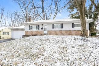 6114 Fee Rd, Hazelwood, MO 63042