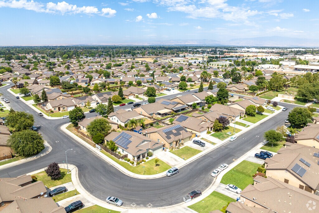 About Campus Park Schools, Demographics, Things to Do