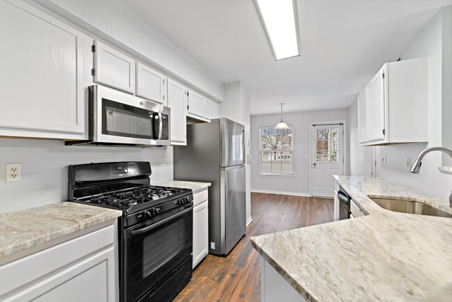 Kitchen / breakfast area