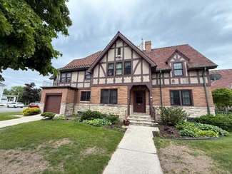 523 St Clair Ave, Sheboygan, WI 53081