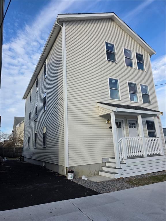 17 Bergen St, Providence, RI 02908 - photo 1