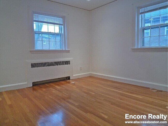 75 Wyman St unit 9, Waban, MA 02468 - photo 6