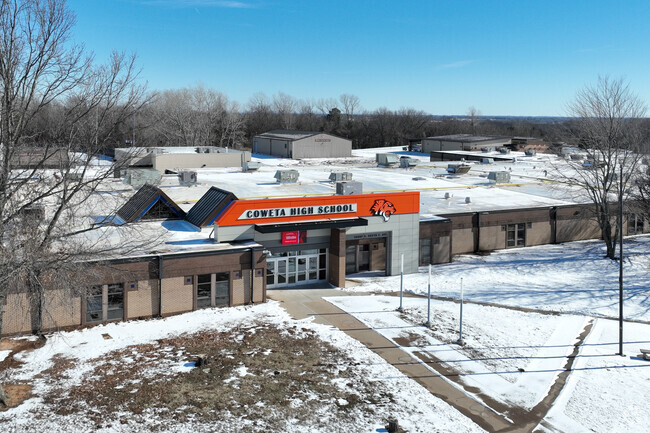 Coweta High School serves students in grades 10 through 12.