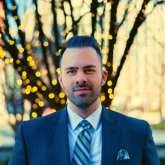 Agent Photo