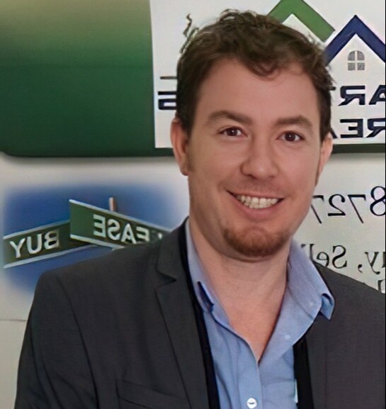 Agent Photo