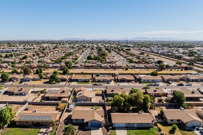 The perfect grid layout in Barkley Ranch makes navigating through the neighborhood easy.