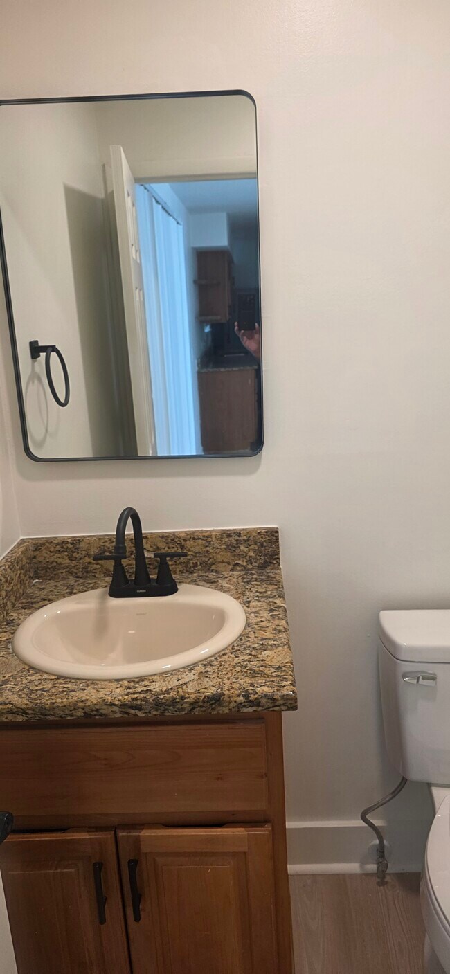 2104 Greenoaks Rd unit Greenoaks Commons, Columbia, SC 29206 - photo 6