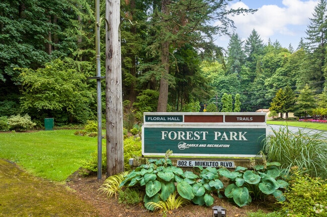 Forest Park is where the South Forest Park neighborhood gets its name.